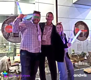 Guests with glow sticks